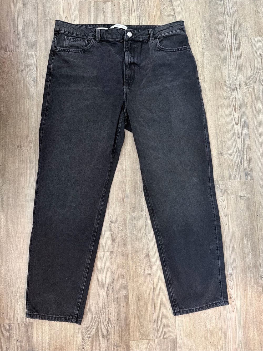 Mango Women's Cropped Black Ankle Jeans